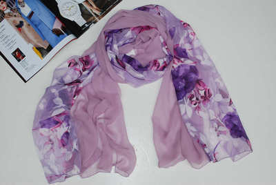 杭州藍(lán)美卡日用品 色彩艷麗的爆款絲巾，自產(chǎn)自銷，價(jià)格全網(wǎng)最優(yōu)